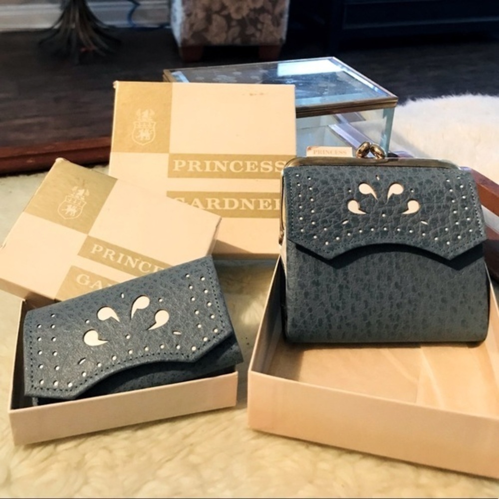 Vintage Princess Gardner Blue Leather Wallet Coin-purse & Key Holder Set NWT